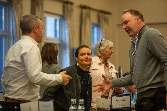 01 Networking032