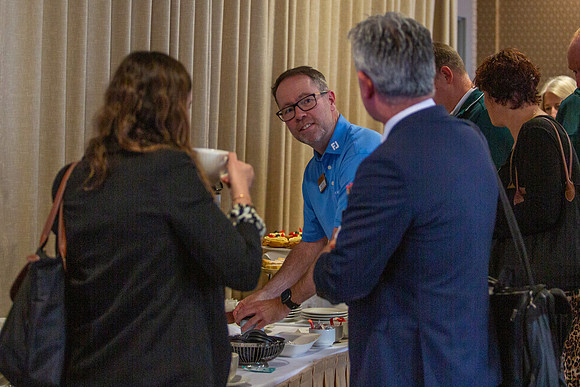 02 Networking Breakout042
