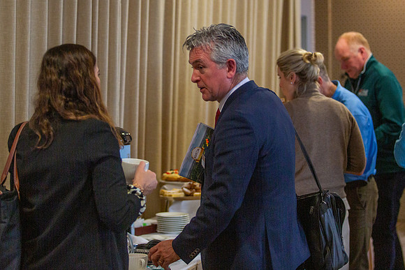 02 Networking Breakout040