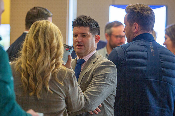 02 Networking Breakout043