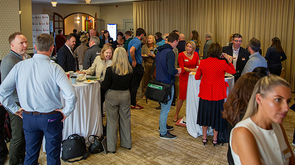 02 Networking Breakout049