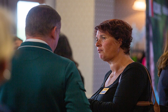 02 Networking Breakout050