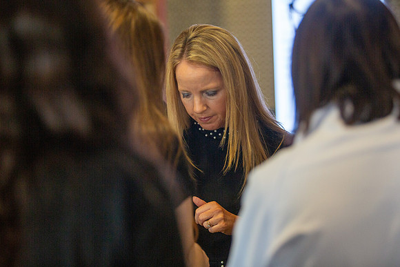 02 Networking Breakout056