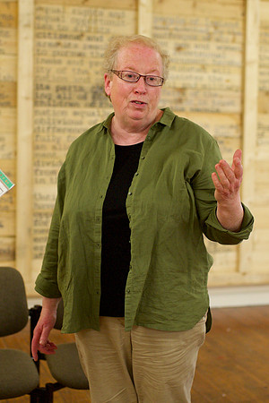 NewMediaPresentations007
